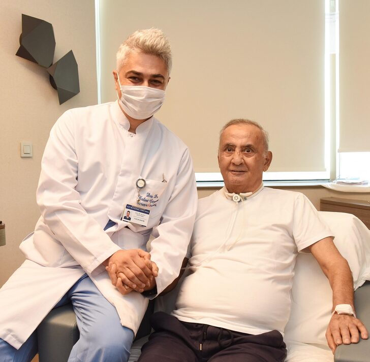 73 yaşındaki covid-19 hastası 5,5 ay sonra taburcu oldu! Gözlerini açtığında ilk sorduğu...