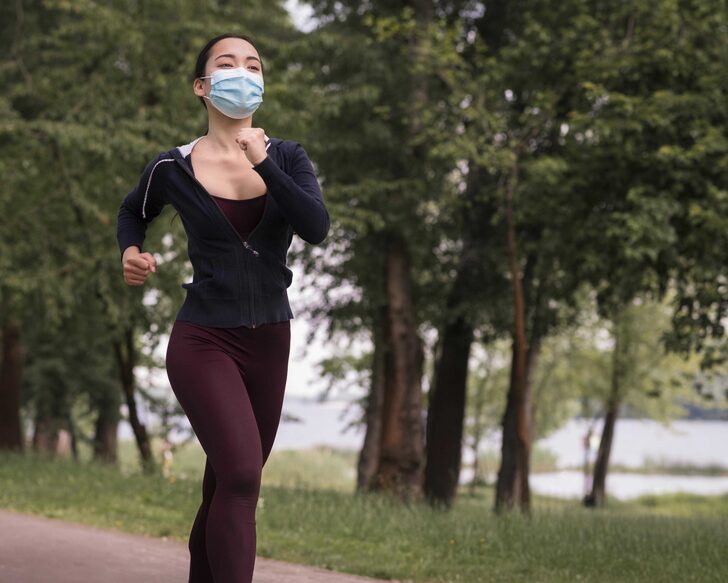 Spor yaparken maske takmalı mıyız? Uzmanlar açıkladı